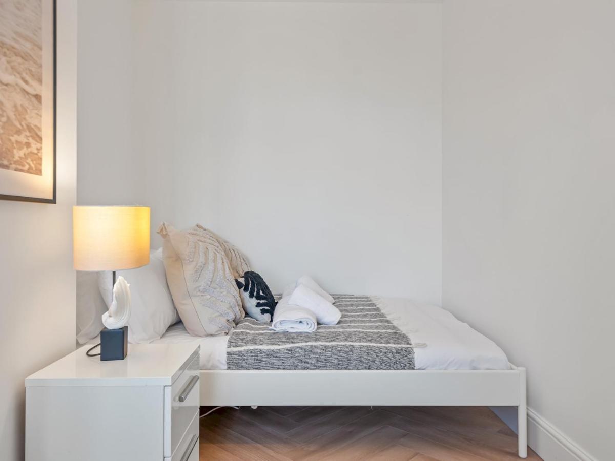 Pass The Keys 3 Bed Scandi Heaven Minutes From The Beach Whitstable Eksteriør billede